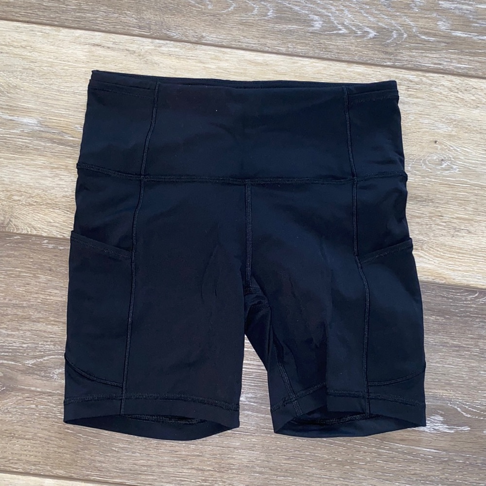 Black Lululemon biker shorts
